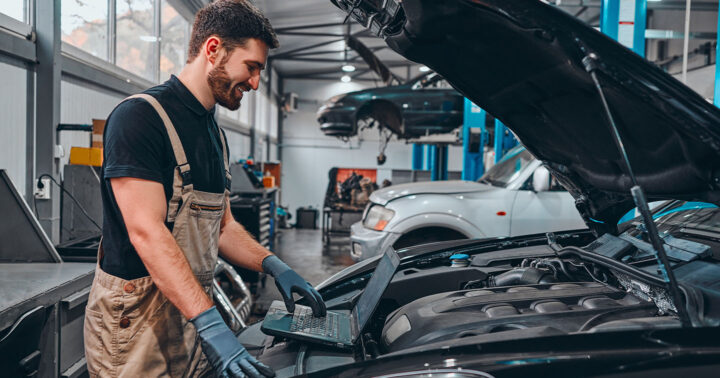 automotive service department technician