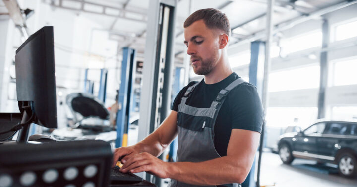 automotive dealership software