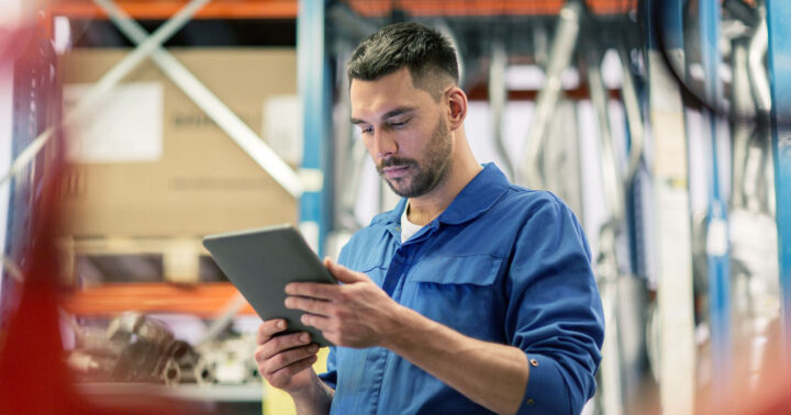 automotive technician or service manager